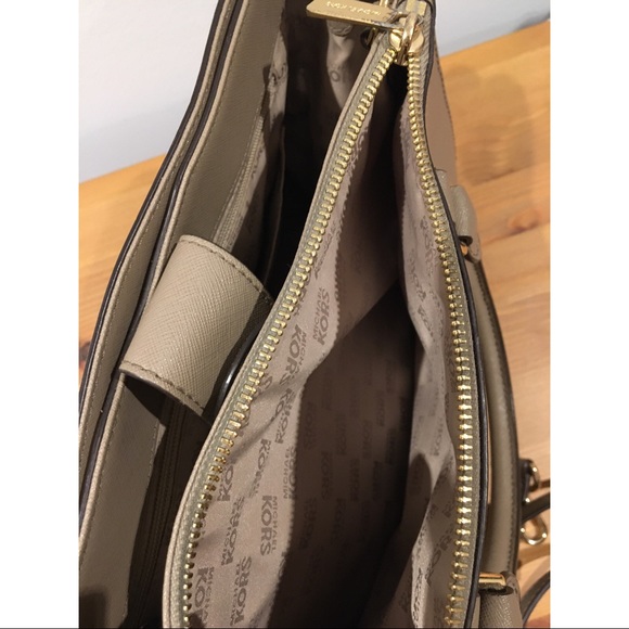 Michael Kors Kellen Satchel Bag in Taupe - Picture 8 of 14
